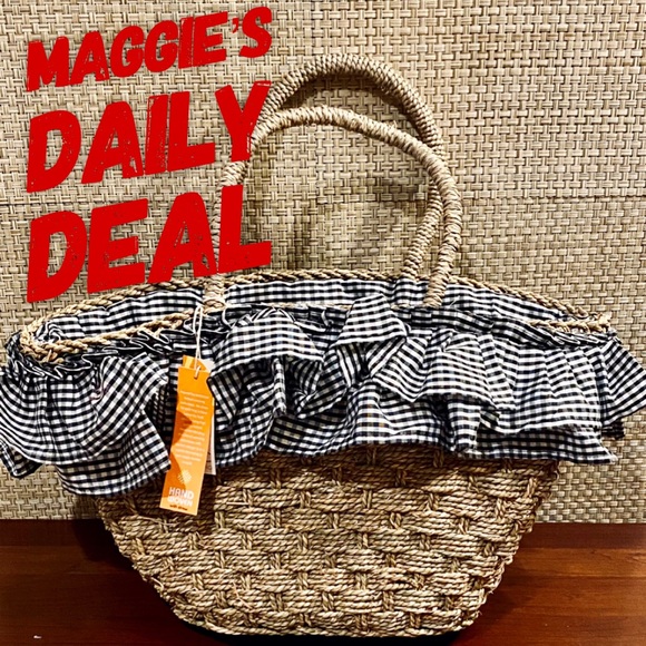 C&C California Handbags - ❤️NWT Gingham Ruffle Straw Tote C & C California